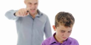 Read more about the article Eltern und Wut – Wenn die Nerven blank liegen